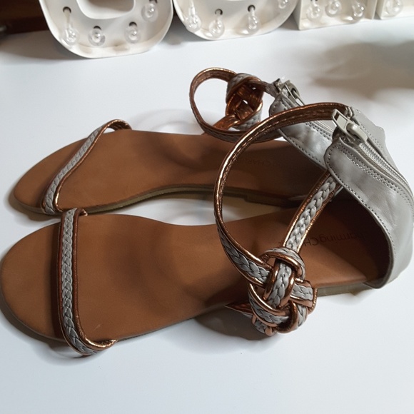 Charming Charlie grey gladiator sandal sz 8 - Picture 4 of 7